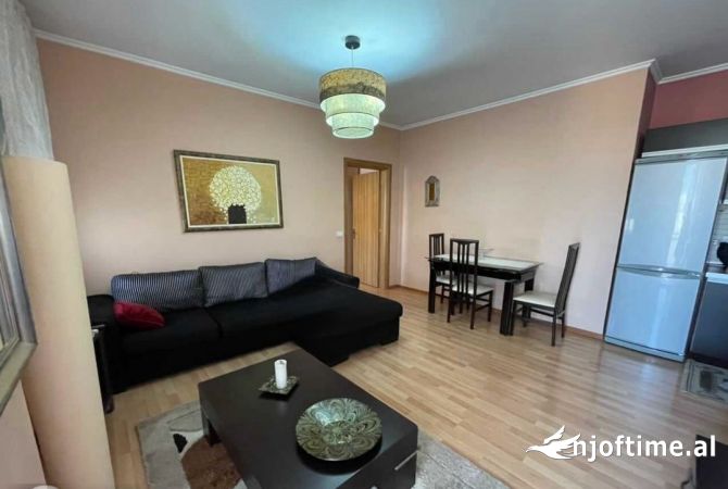 Shtepi me qera 1+1 ne Tirane - 450 Euro