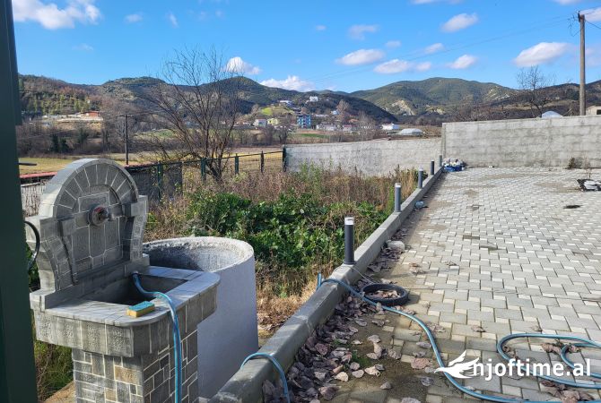 Shtepi me qera 3+1 ne Tirane - 850 Euro