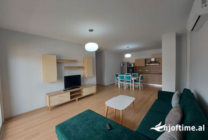 Shtepi me qera 2+1 ne Tirane - 550 Euro