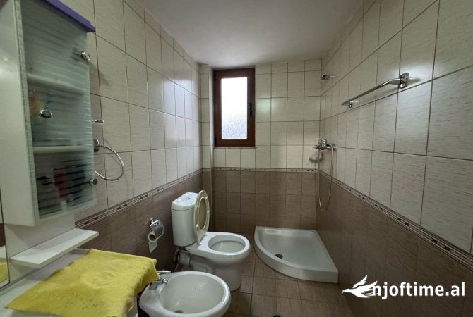 Shtepi me qera 1+1 ne Tirane - 400 Euro