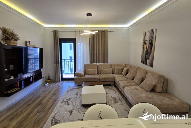 Shtepi ne shitje 3+1 ne Tirane - 260,000 Euro
