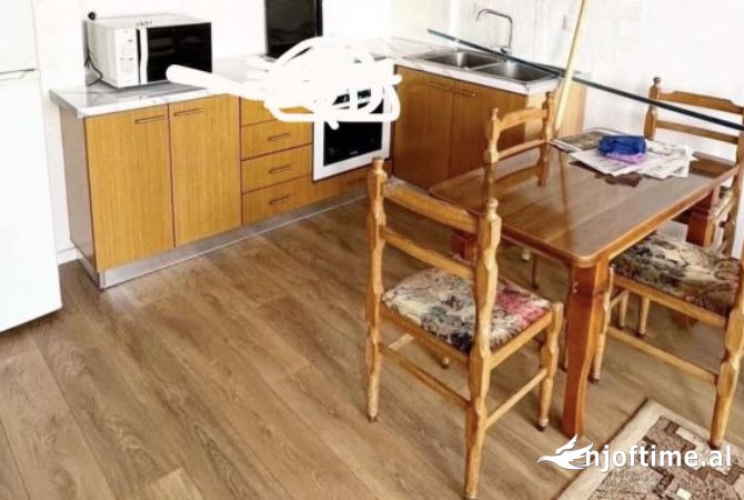 Shtepi me qera 2+1 ne Tirane - 45,000 Leke