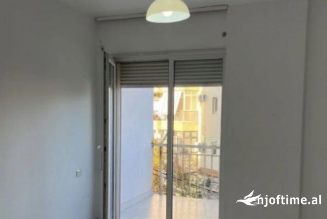 Shtepi ne shitje 1+1 ne Tirane - 119,000 Euro