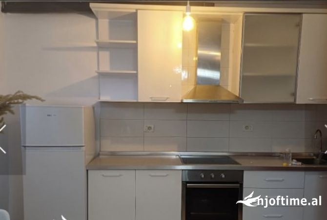 Shtepi me qera 1+1 ne Tirane - 50,000 Leke