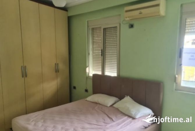 Shtepi me qera 2+1 ne Tirane - 65,000 Leke