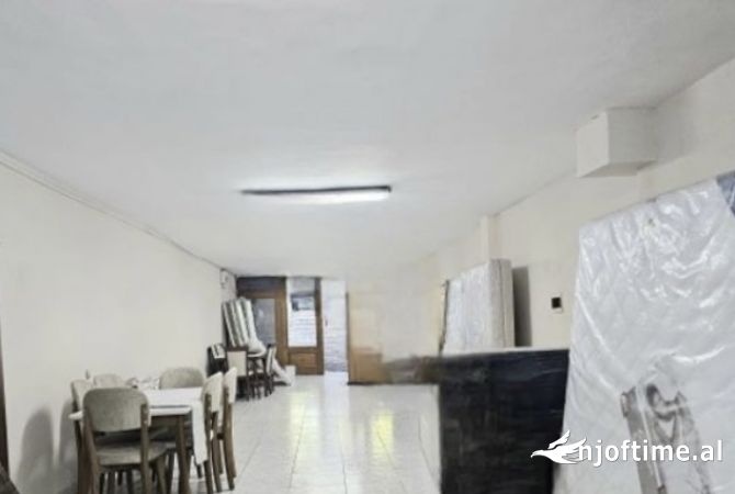 Ambient biznesi ne shitje 1+1 ne Tirane - 100,000 Euro