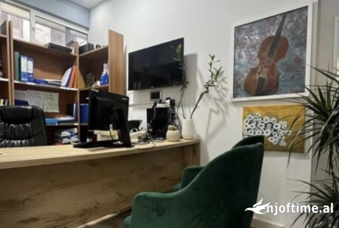 Ambient biznesi me qera 1+1 ne Tirane - 2,000 Euro