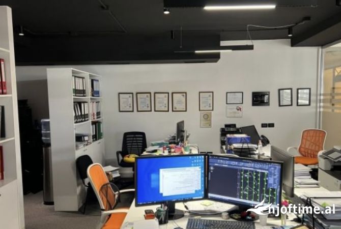 Ambient biznesi me qera 3+1 ne Tirane - 550 Euro