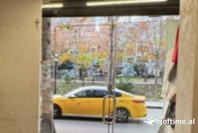 Ambient biznesi me qera 1+1 ne Tirane - 65,000 Leke