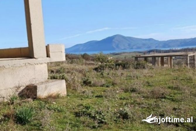 Shtepi ne shitje 7+1 ne Vlore - 230,000 Euro