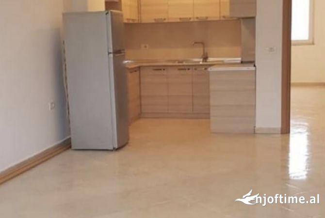Shtepi ne shitje 1+1 ne Tirane - 82,500 Euro