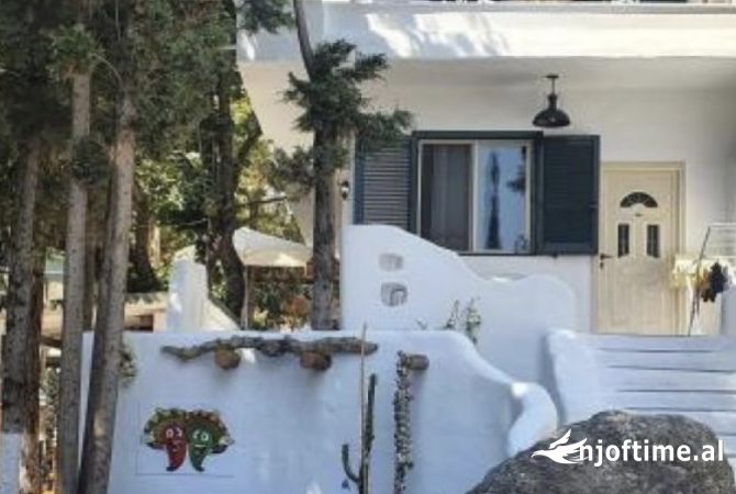 Shitet hotel ne Dhermi -Palase , 100 larg detit Himare