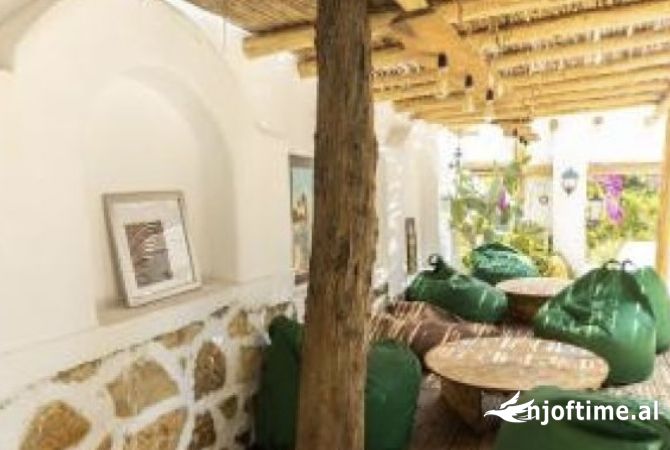 Shitet hotel ne Dhermi -Palase , 100 larg detit Himare