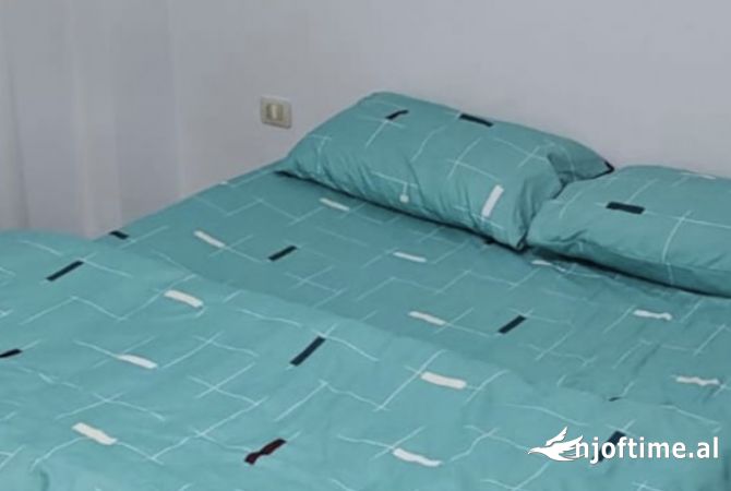 Shtepi me qera Apartament ne Tirane, 1+1, Mobilimi E mobiluar, Pagesa 500  Euro.