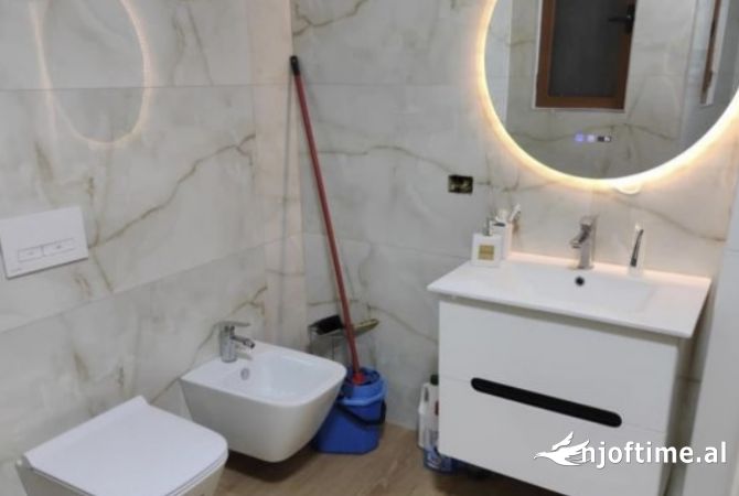 Shtepi me qera 2+1 ne Tirane - 600 Euro