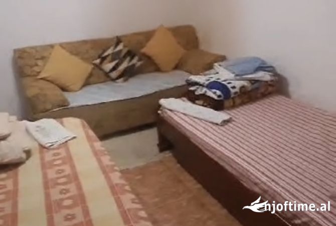 Shtepi me qera 1+1 ne Tirane - 40,000 Leke
