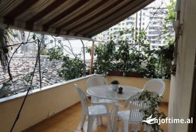 Casa in vendita 4+1 a Tirana - 285,000 Euro