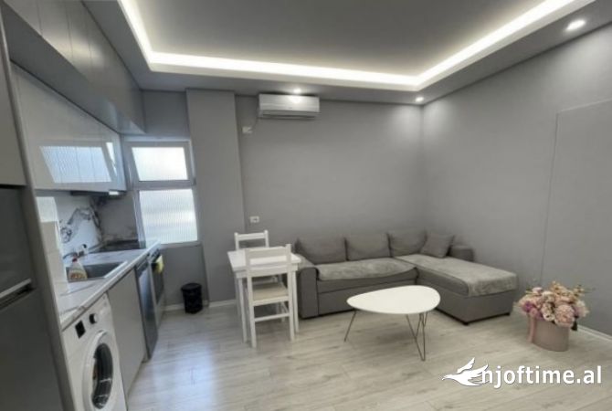 Shtepi me qera 1+1 ne Tirane - 45,000 Leke