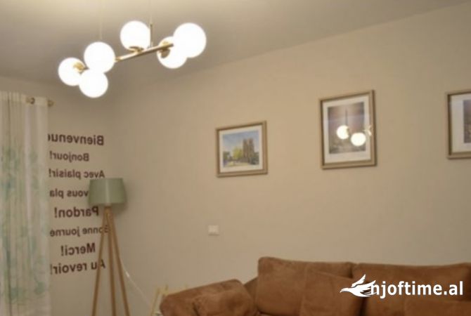 Shtepi me qera 2+1 ne Tirane - 50,000 Leke