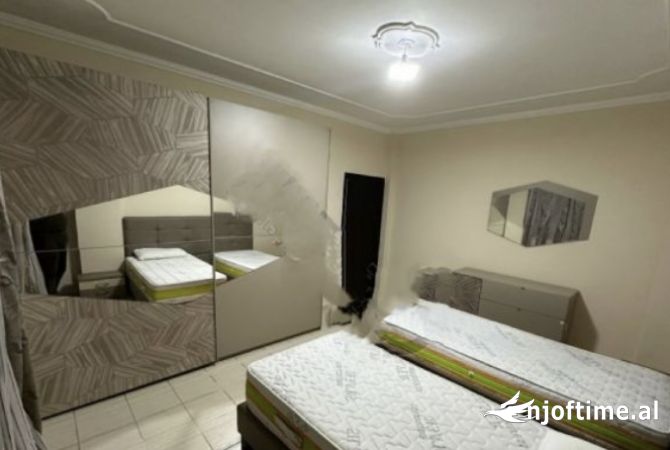 Shtepi me qera 1+1 ne Tirane - 50,000 Leke