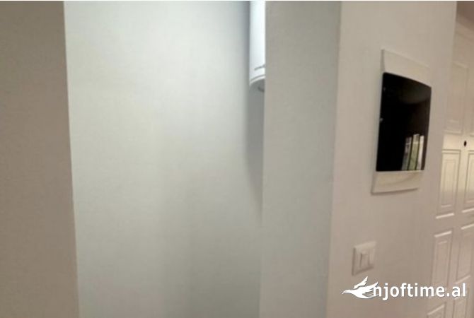 Shtepi ne shitje 1+1 ne Tirane - 75,000 Euro