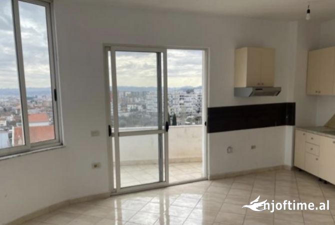 Shtepi ne shitje 1+1 ne Tirane - 85,000 Euro