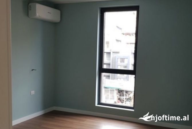 Shtepi me qera 2+1 ne Tirane - 1,000 Euro