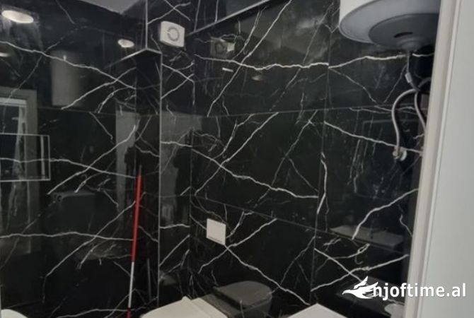 Shtepi me qera Apartament ne Tirane, 2+1, Mobilimi E mobiluar, Pagesa 600  Euro.