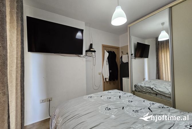 Shtepi me qera Apartament ne Tirane, 1+1, Mobilimi E mobiluar, Pagesa 380  Euro.
