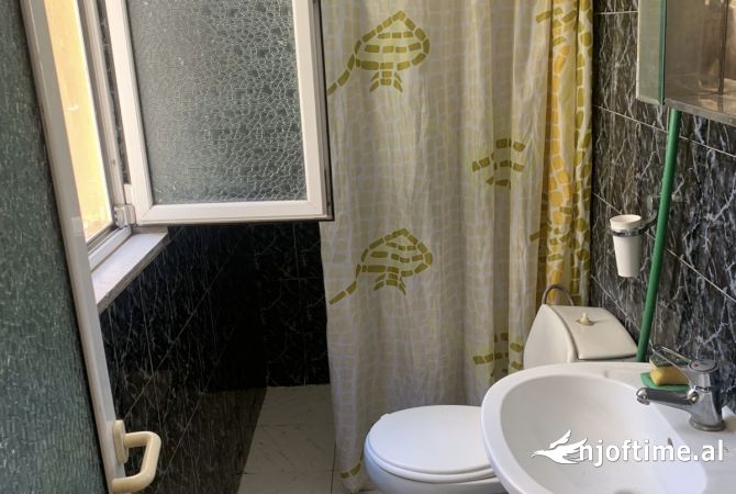 Shtepi me qera 1+1 ne Tirane - 520 Euro