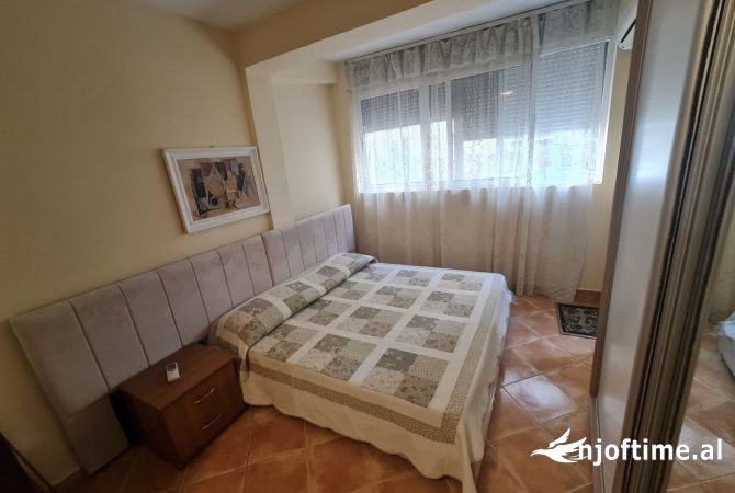 Shtepi me qera 1+1 ne Tirane - 520 Euro