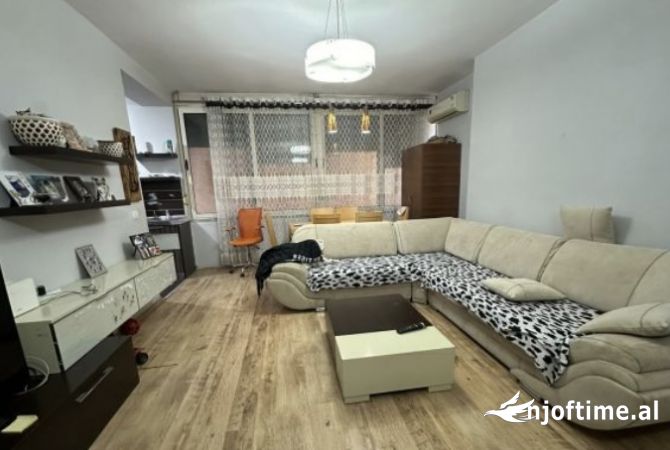 Shtepi ne shitje 1+1 ne Tirane - 105,000 Euro