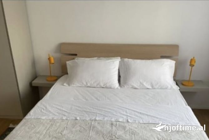 Shtepi me qera Apartament ne Tirane, 1+1, Mobilimi E mobiluar, Pagesa 600  Euro.