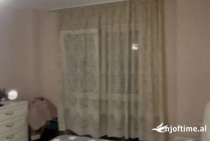 Shtepi ne shitje 2+1 ne Tirane - 175,000 Euro