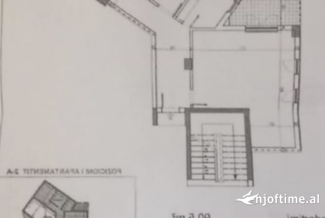 Shtepi ne shitje Apartament ne Tirane, 2+1, Mobilimi E mobiluar, Pagesa 175,000  Euro.