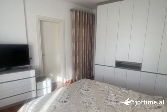 Shtepi me qera 2+1 ne Tirane - 600 Euro