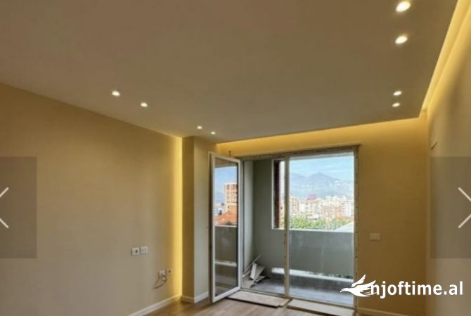 Shtepi ne shitje 2+1 ne Tirane - 165,000 Euro