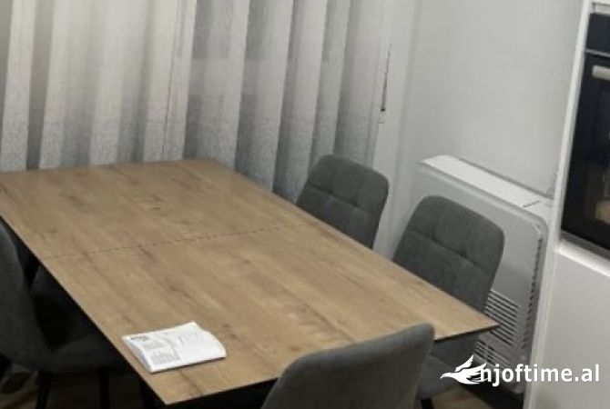 Shtepi me qera 2+1 ne Tirane - 550 Euro