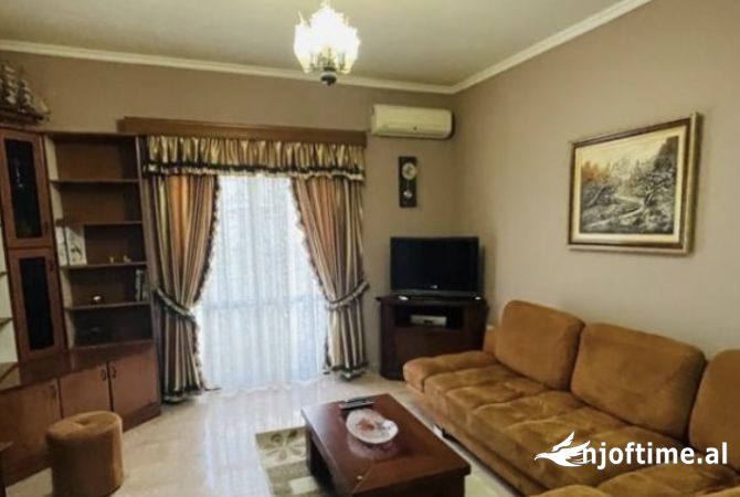 Shtepi me qera 2+1 ne Tirane - 55,000 Leke