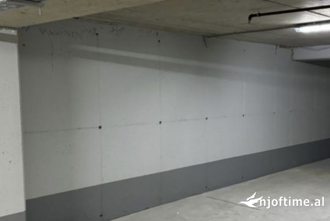 Ambient biznesi ne shitje 4+1 ne Tirane - 42,000 Euro