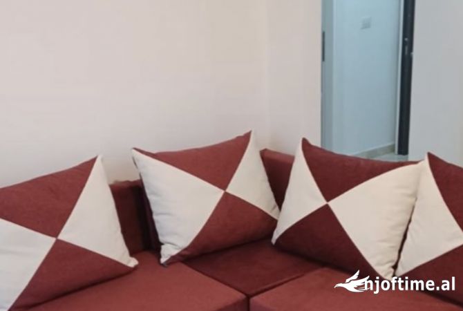 Shtepi me qera 1+1 ne Tirane - 45,000 Leke