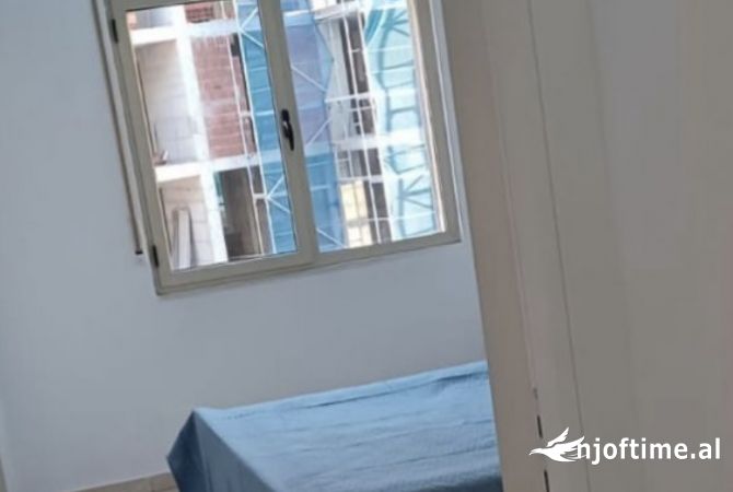 Shtepi me qera Apartament ne Tirane, 1+1, Mobilimi E mobiluar, Pagesa 45,000  Leke.