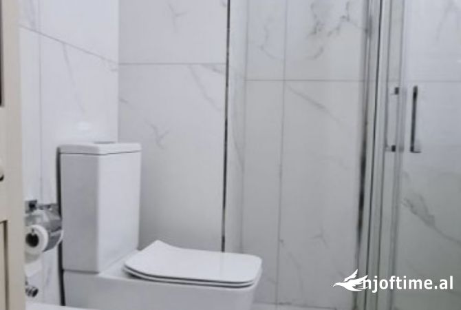 Shtepi me qera Apartament ne Tirane, 1+1, Mobilimi E mobiluar, Pagesa 600  Euro.