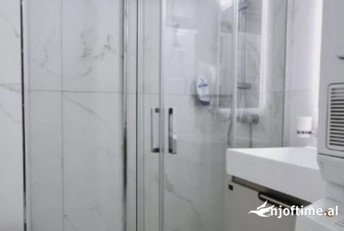 Shtepi me qera Apartament ne Tirane, 1+1, Mobilimi E mobiluar, Pagesa 600  Euro.