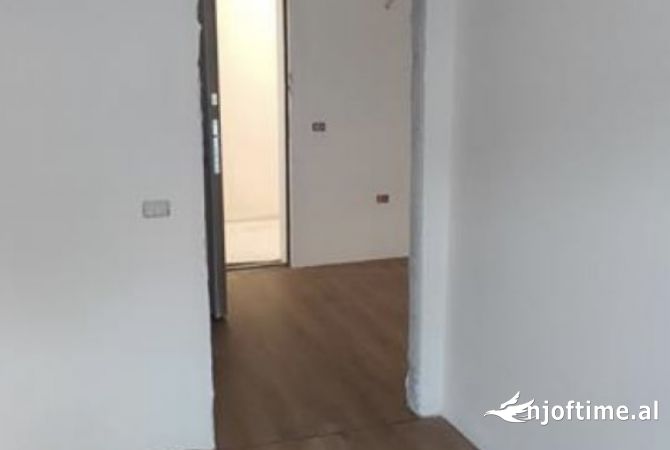 Shtepi ne shitje 1+1 ne Tirane - 77,490 Euro