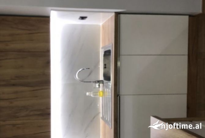 Shtepi me qera 1+1 ne Tirane - 65,000 Leke