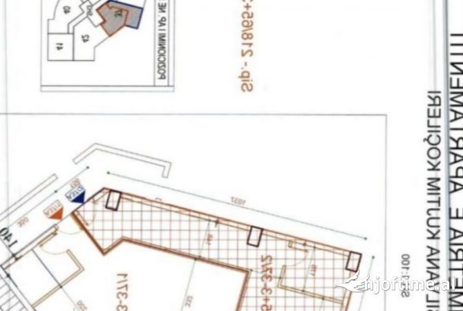 Shtepi ne shitje Apartament ne Tirane, Garsoniere, Mobilimi Pjeserisht e mobiluar, Pagesa 50,000  Euro.