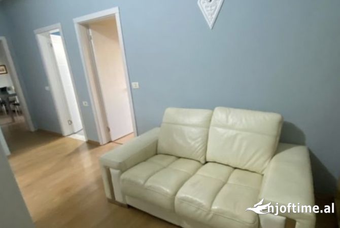 Shtepi me qera 1+1 ne Tirane - 450 Euro