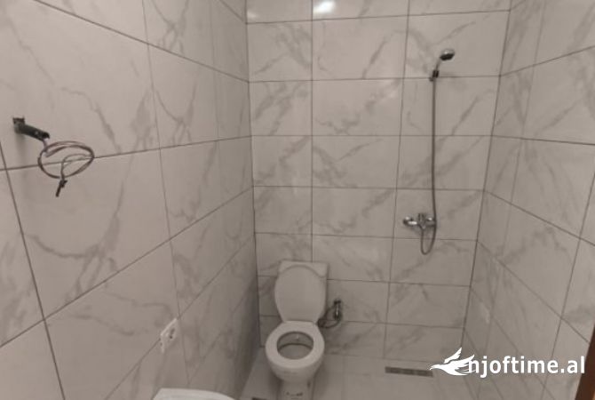 Shtepi ne shitje 1+1 ne Tirane - 78,000 Euro