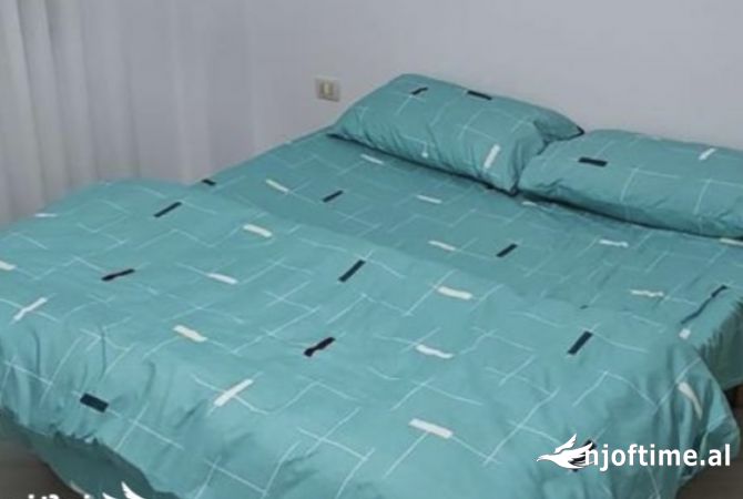 Shtepi me qera Apartament ne Tirane, 1+1, Mobilimi E mobiluar, Pagesa 450  Euro.